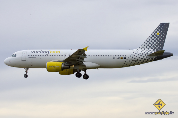 Airbus A320-214